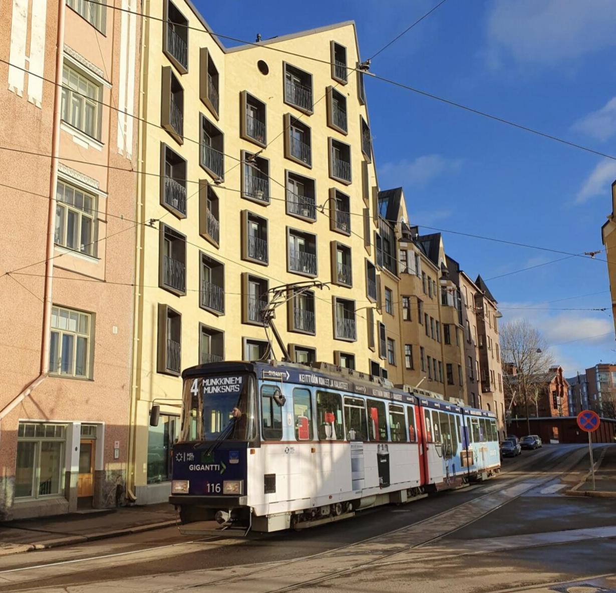 Indoor Camping Helsinki Hotel Bagian luar foto