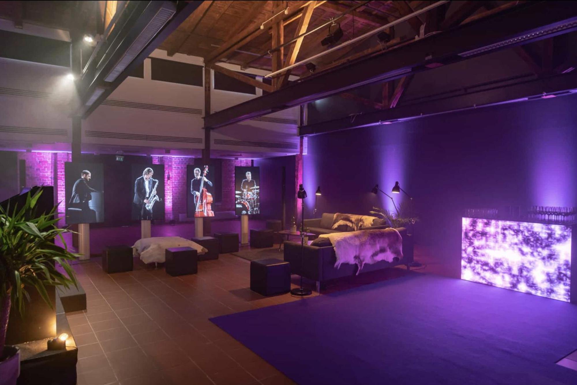 Indoor Camping Helsinki Hotel Bagian luar foto